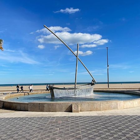 Habitacion Frente A Playa De La Malvarrosa Lägenhet Valencia Exteriör bild